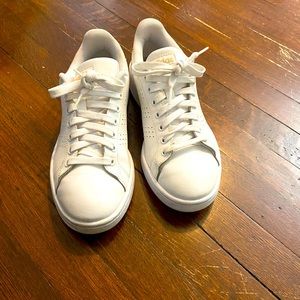 White Stan Smith Adidas w/gold